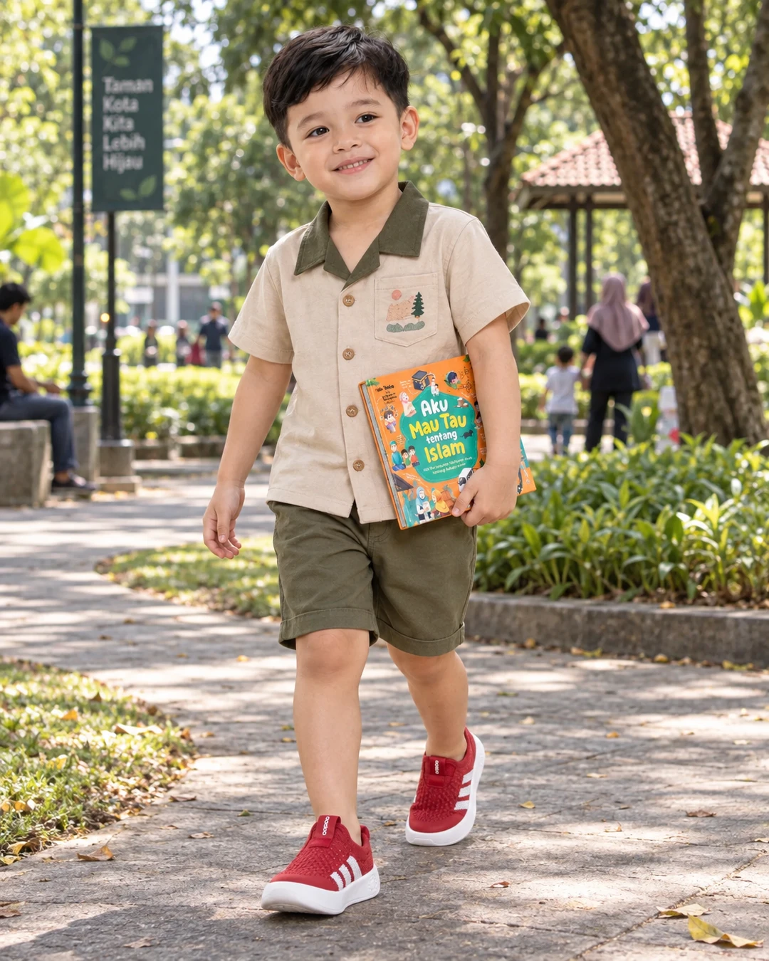 Jalan sore di taman, eh malah jadi makin suka sama kombinasi krem-olive ini 🌿

Kemeja dan celananya kelihatan adem, terus sneakers merahnya bikin look jadi nggak flat. Buku tentang Islam ikut dibawa, biar jalan-jalan tetap ada cerita kecilnya… menurut kalian sneakers merahnya terlalu standout nggak?

Detail outfit-nya aku taruh di link bio ya

#SetAnakLakiLaki #SneakersAnak #WarnaOlive #BajuAnak #OutfitAnak #FashionAnak #GayaAnak
